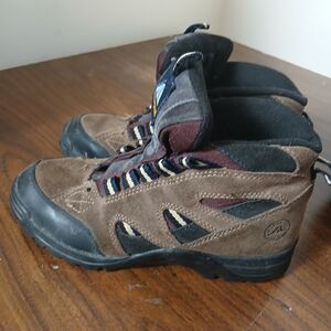 Serra Brown and Black Ankle Boots